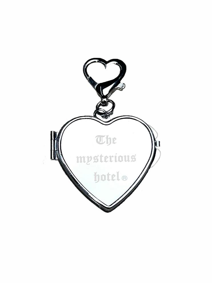 HEART MIRROR KEYRING