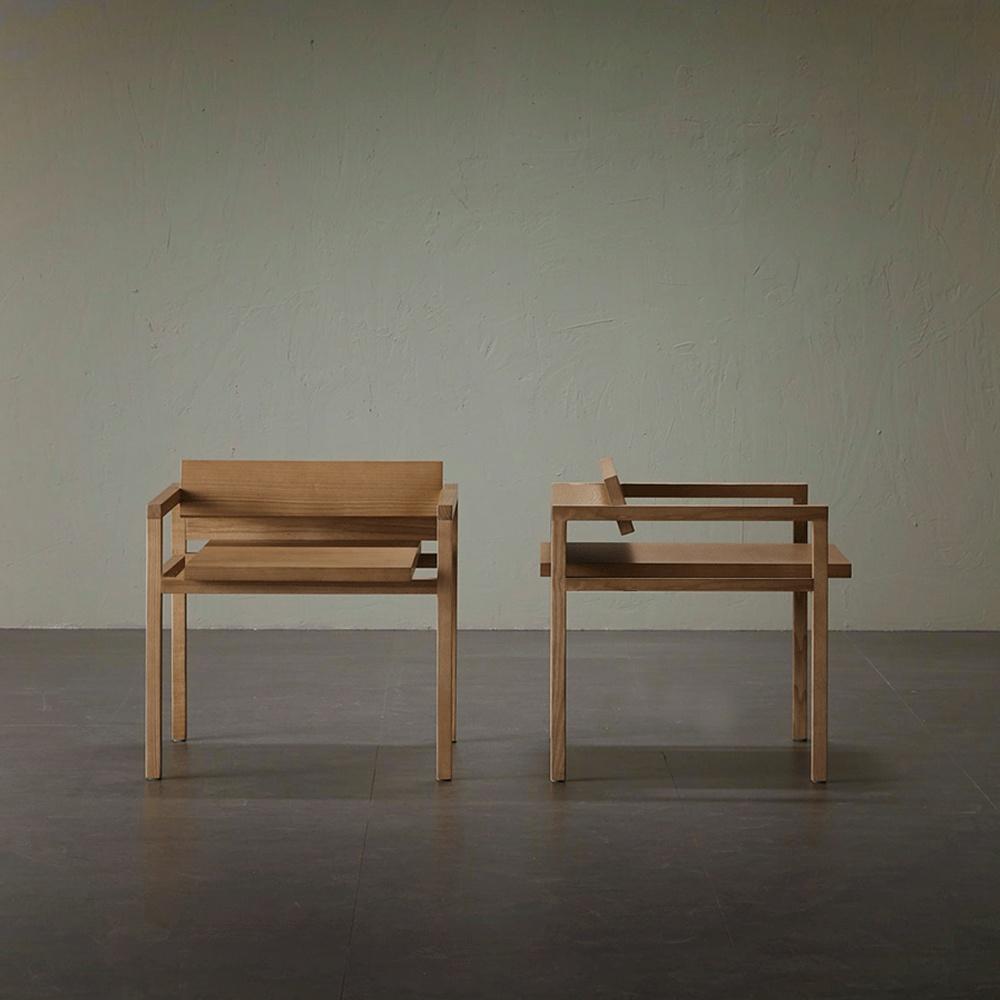 MOJECK CHAIR