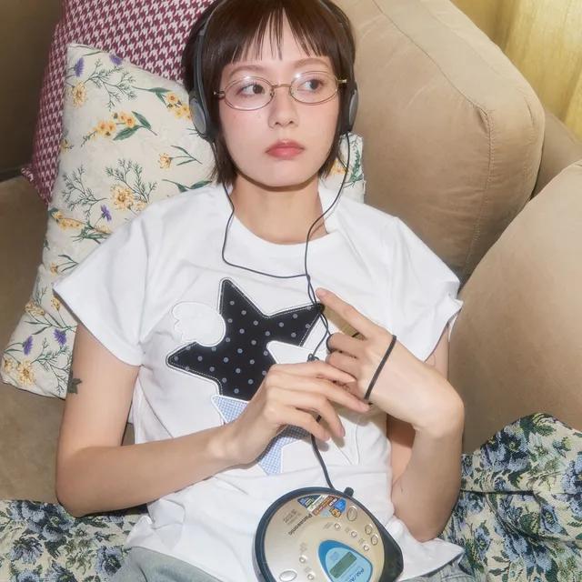 [5/19 예약배송] 믹스 스타 엔젤 패치 티 (WHITE) F25QB117