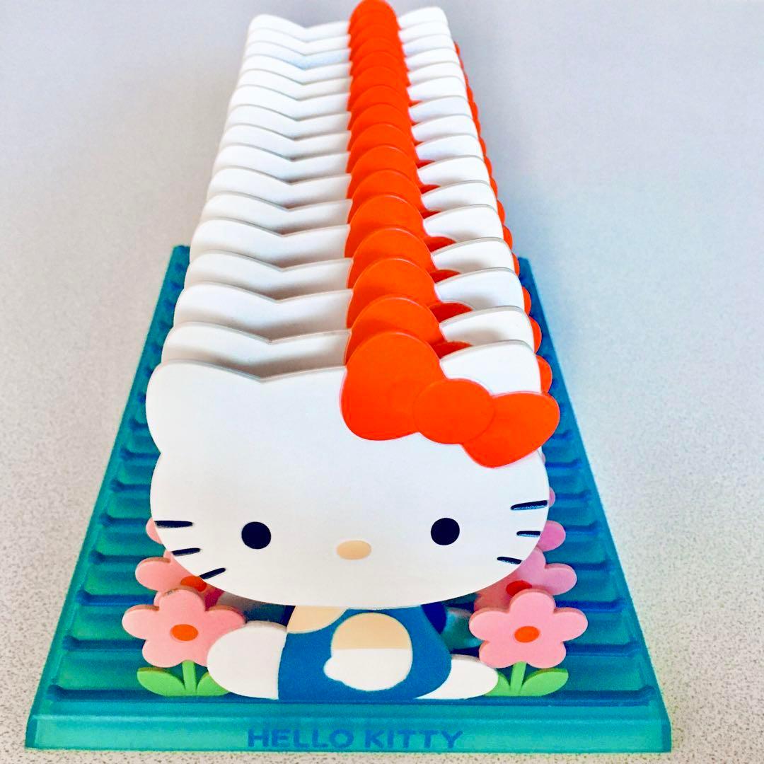 ハローキティ CDラック HELLO KITTY 木製CDラック ハローキティ