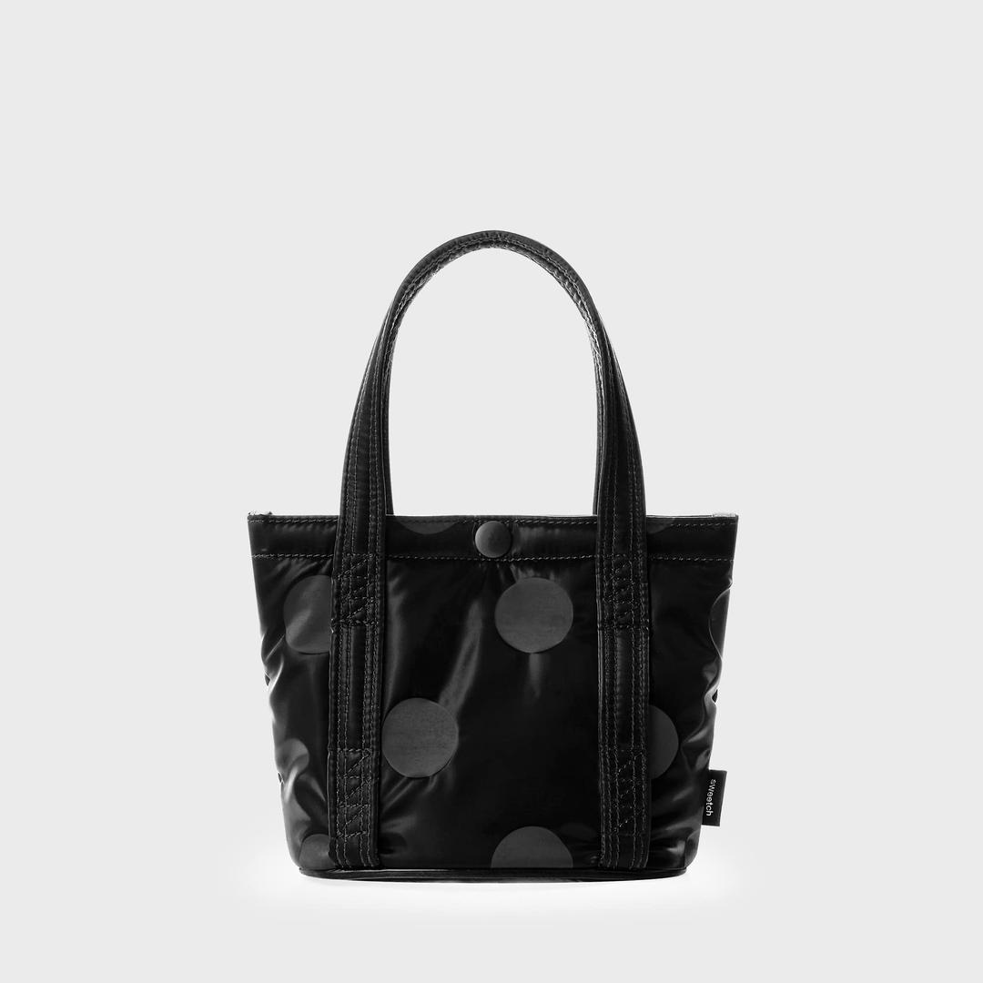 [ 예약배송 : 05. 04 ] TOTE BRIEF 001 XS Glossy Black Polka Dot