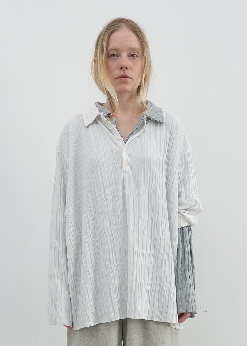 WRINKLE COLLARED TOP IN WHITE