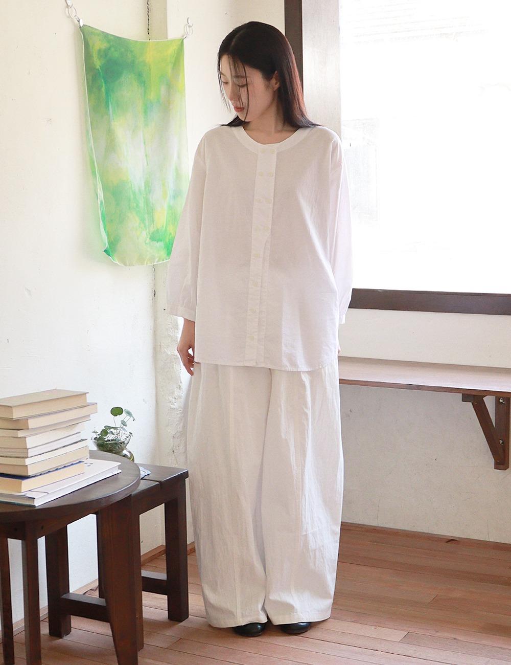 larg wide balloon pants