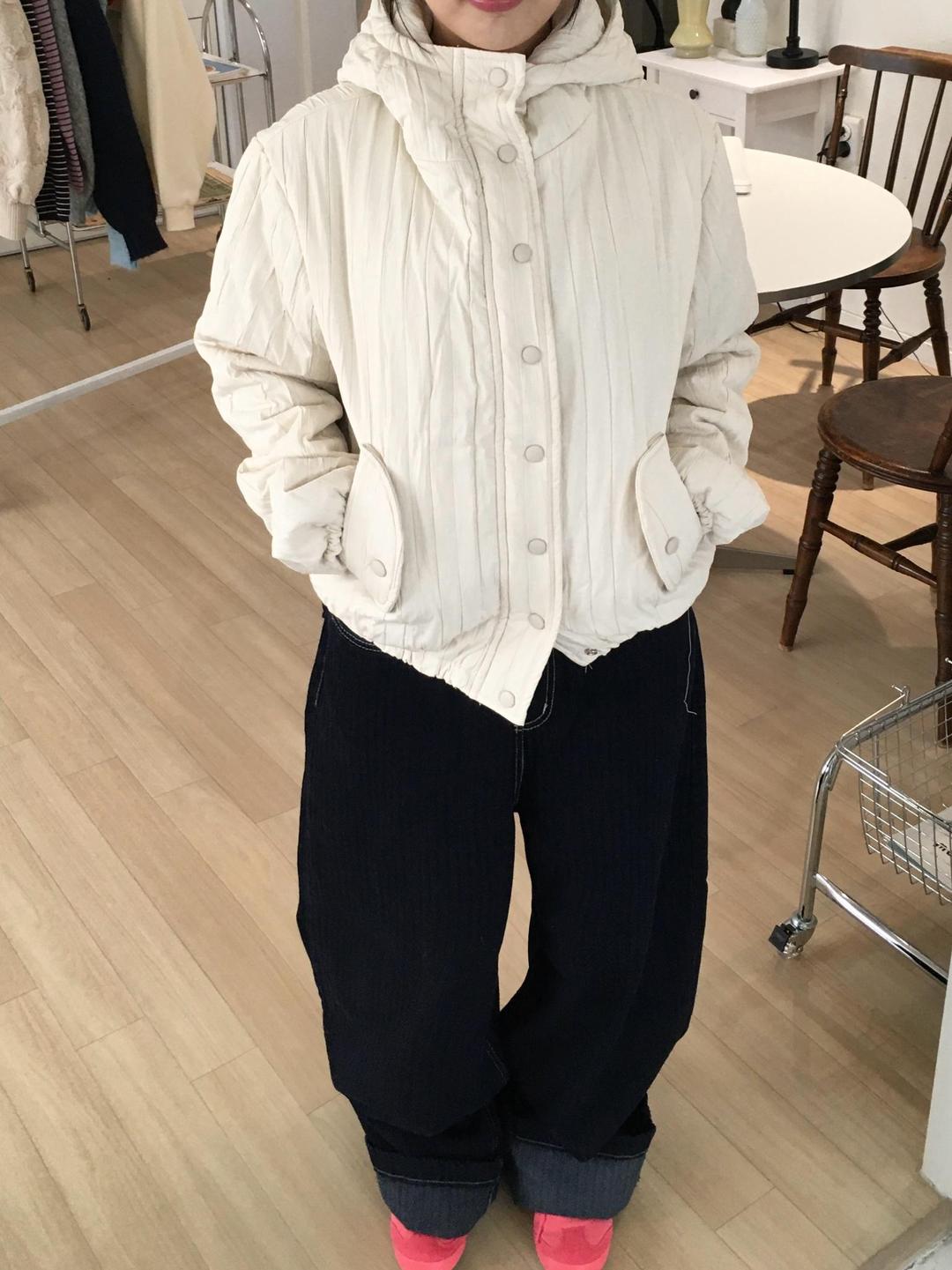 소브 (*주문폭주*/3 color) 3온스 스트라이프 크롭 버튼 패딩