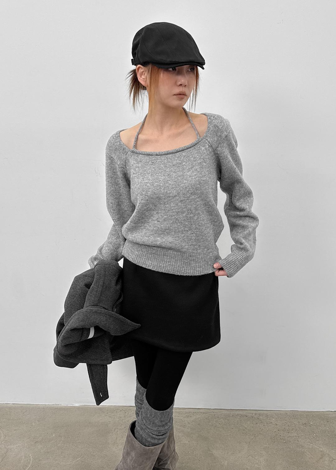 로레티 홀터 라운드 니트