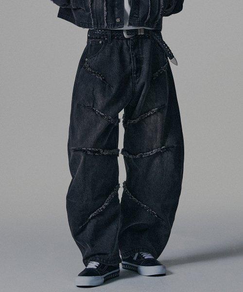 Cut Off Curved Denim Pants - Black