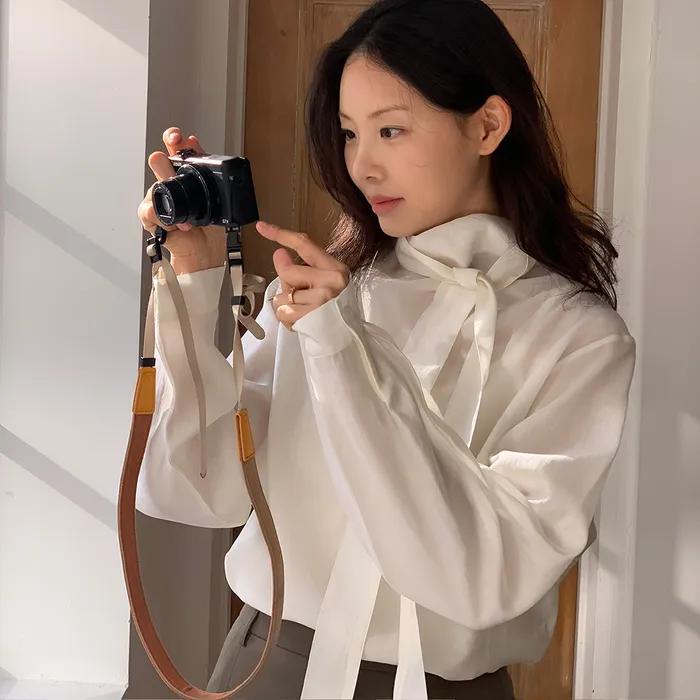 WOMAN 실키 스카프 블라우스 [IVORY] / GF1LBL507