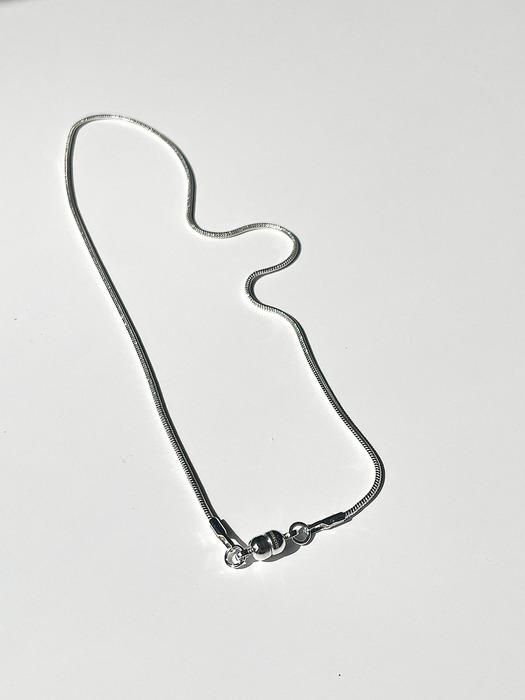 snake magnet necklace