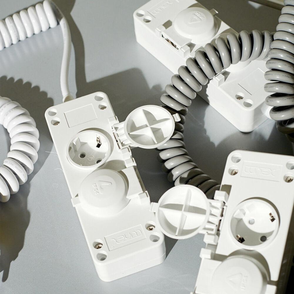 [Samuel Smalls] ORIGINAL Multi Plug 2C (white)