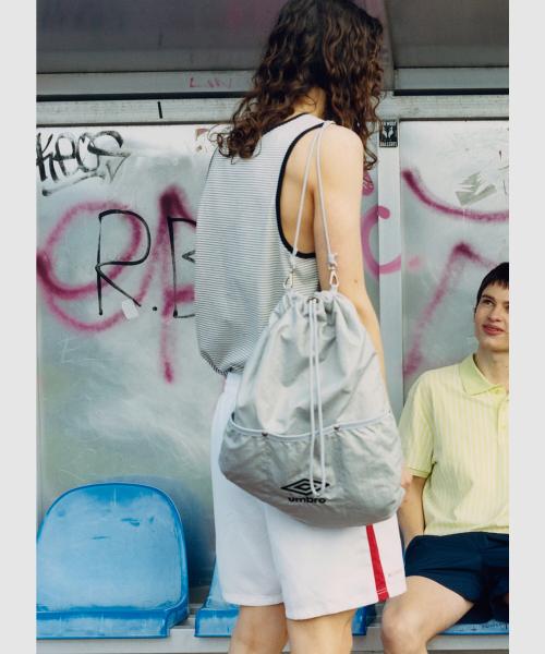 [UMBRO X MOONSUN] 리버시블 짐색 실버(UQ223CBG43)