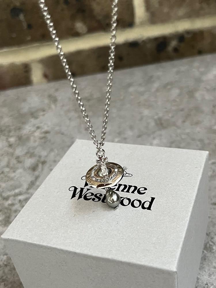 [선물포장가능] 비비안웨스트우드 알렉사 팬던트 목걸이