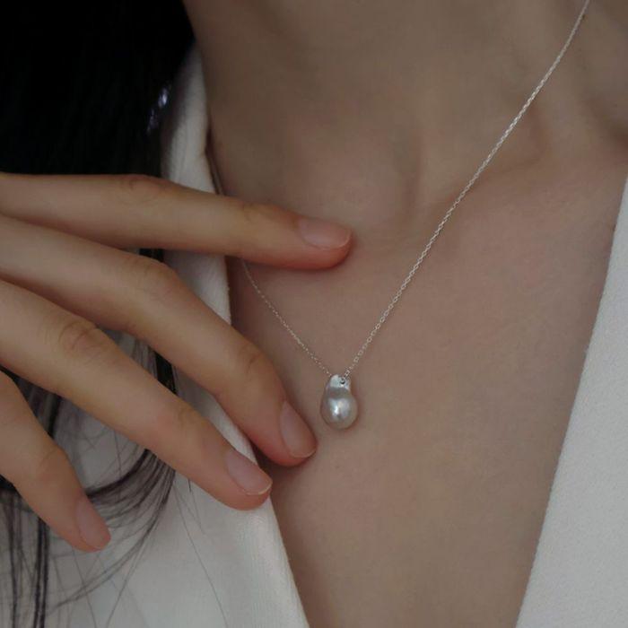 Mini Baroque Pearl Necklace_Grey