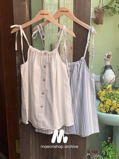 [나시블라우스/휴양지룩🌴] 하우 스트라이프 버튼 끈나시 (44~66) (슬리브리스블라우스-레이어드나시-스트라이프나시-끈나시블라우스-스트랩슬리브리스-스트랩나시-셔링나시-여름나시)