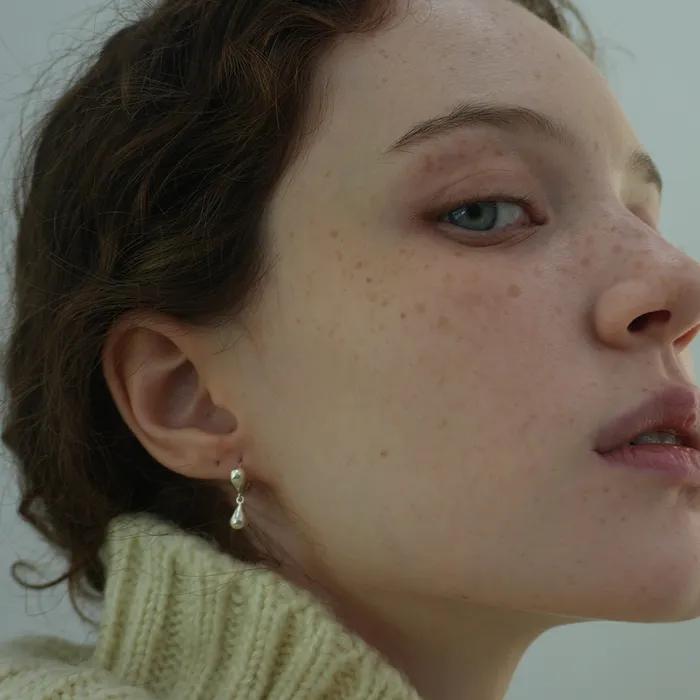 goutte earring