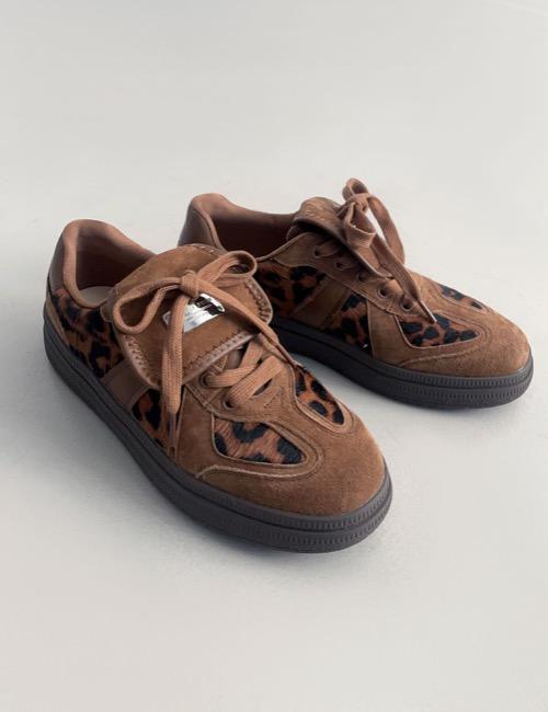 [ real leather ] leopard suede sneakers