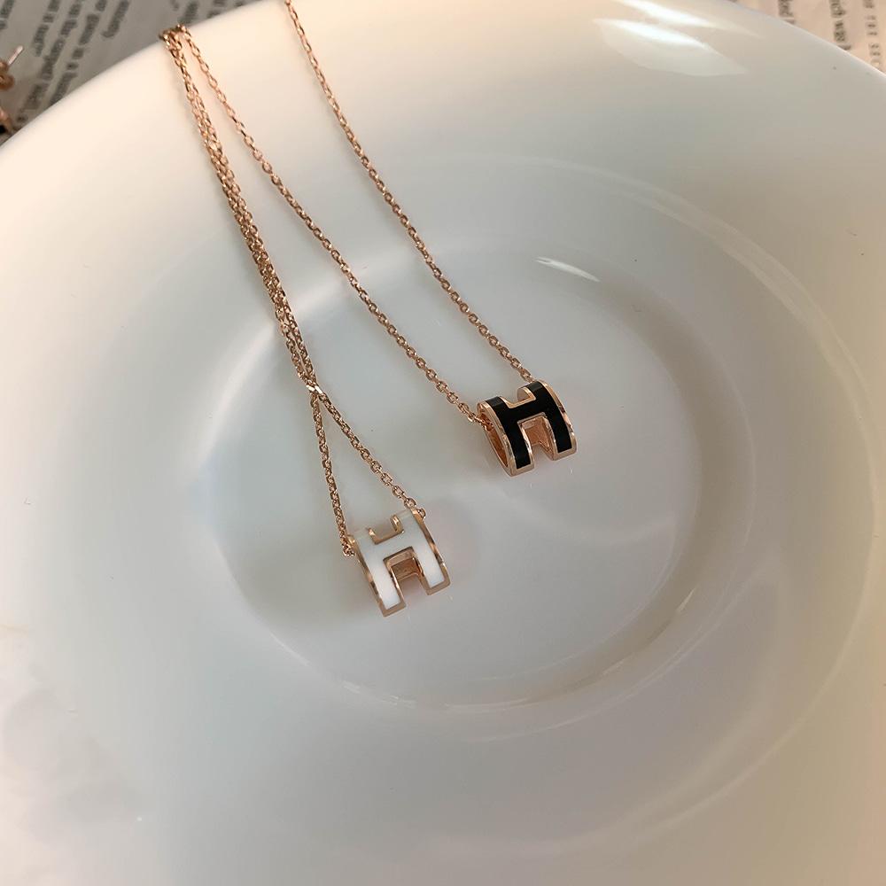 (실버925) 화이트 블랙 H 팝아슈 목걸이