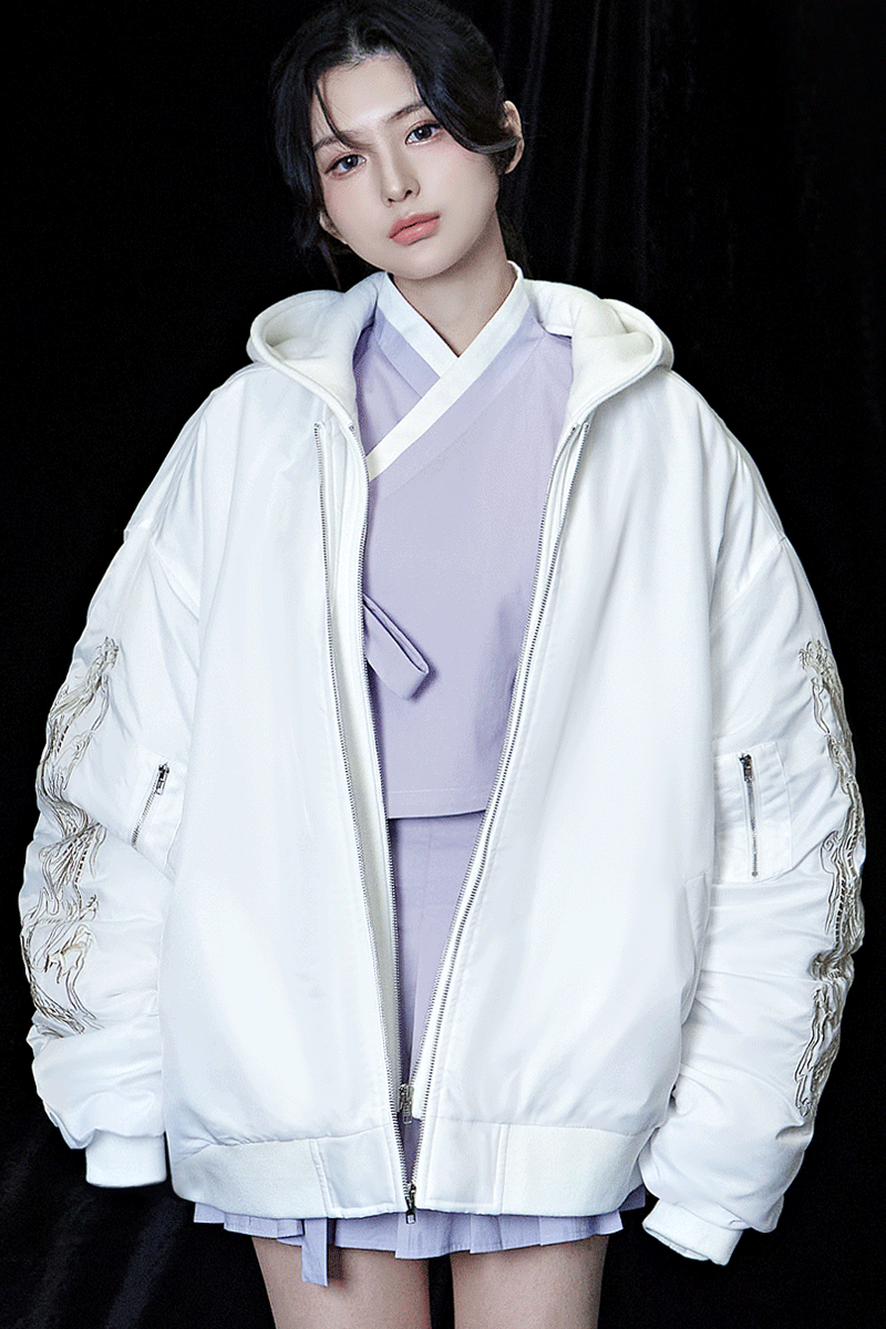 TM3 한 남여공용 오버핏 금룡자수 후드 항공점퍼 패딩 MA1 화이트