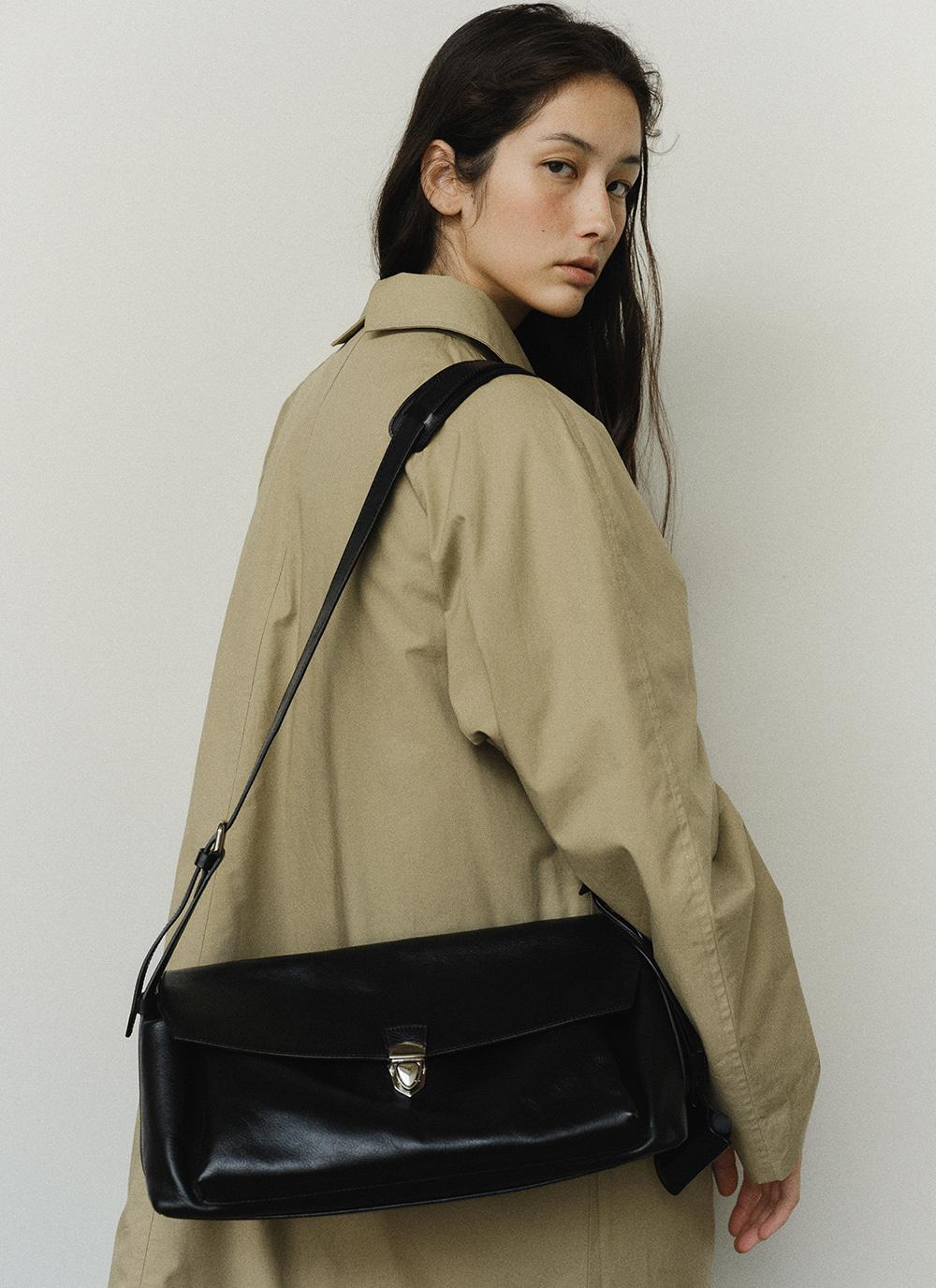 90s Vegetable Leather Camera Bag & Lip Case Set