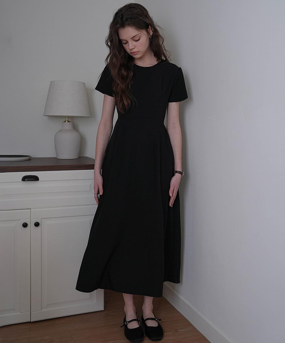 드헤베 Dart Back Ribbon Dress [Black]