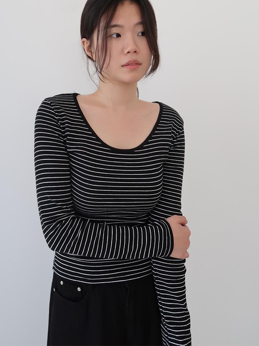 뮤트 스트라이프 t