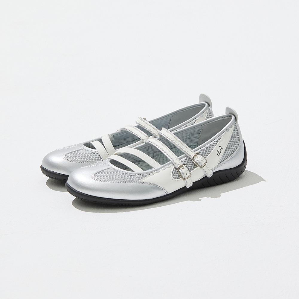 [8월 말 출고] Nudge Strap Flat Shoes - Silver