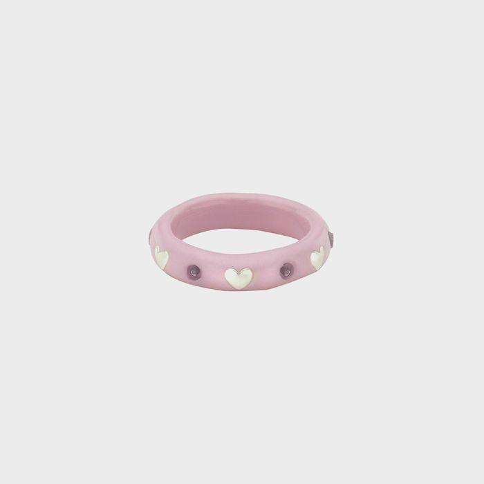 heart surrounding ring-pink