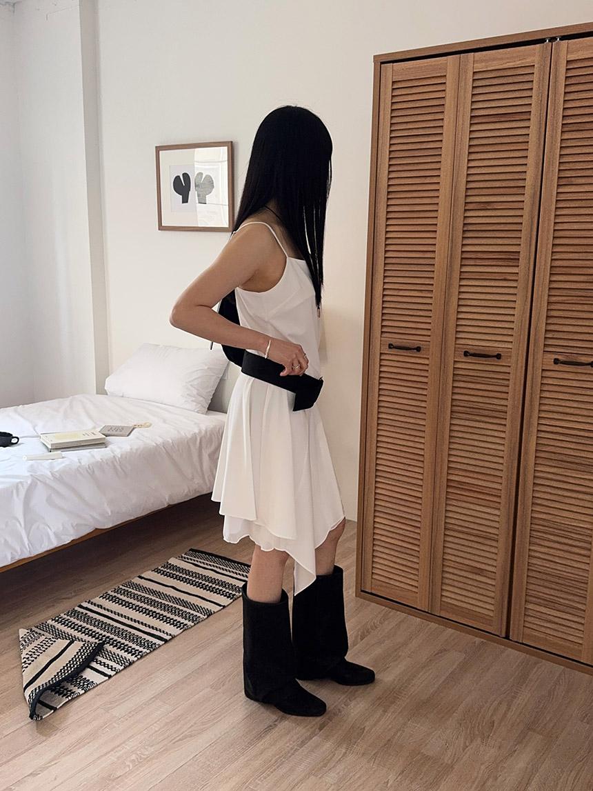 세노 [당일🖤언발레이어드] 릴리 언발 스트랩 끈 나시 레이어드 미디 원피스 데이트룩 (2color)