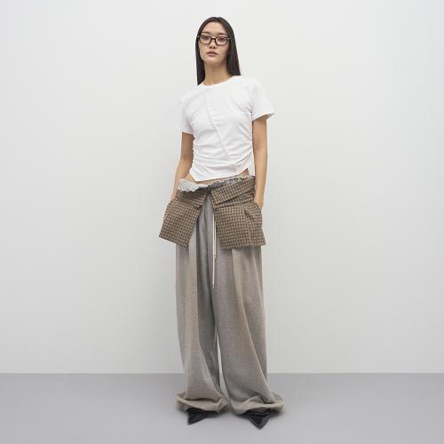 SEAM DETAIL SLIM T-SHIRT