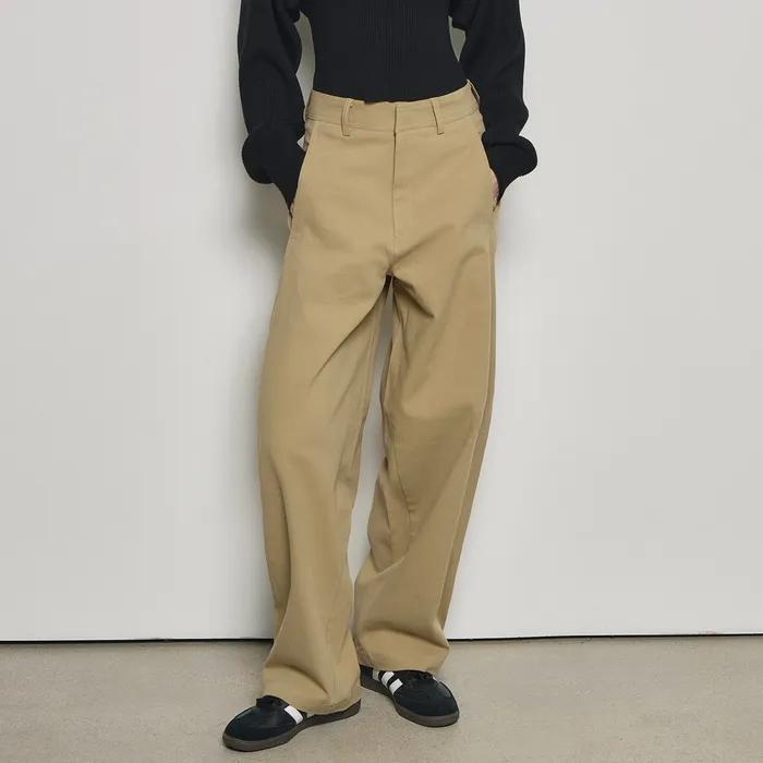 Relaxed Fit Curved Pants_Beige