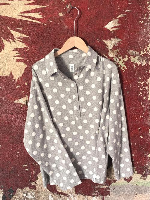 Dotted Button Collar Shirt - Grey