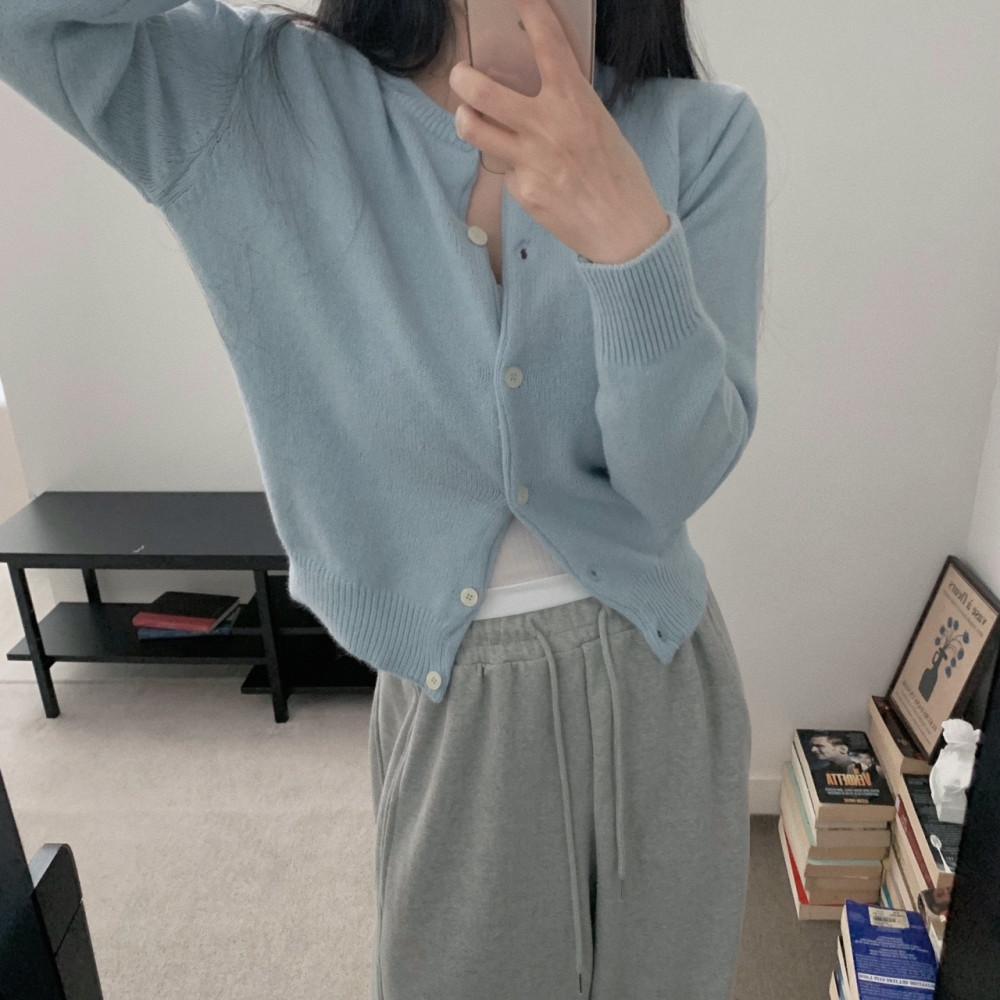 여성 가을 라운드 소프트 폭닥 버튼 가디건