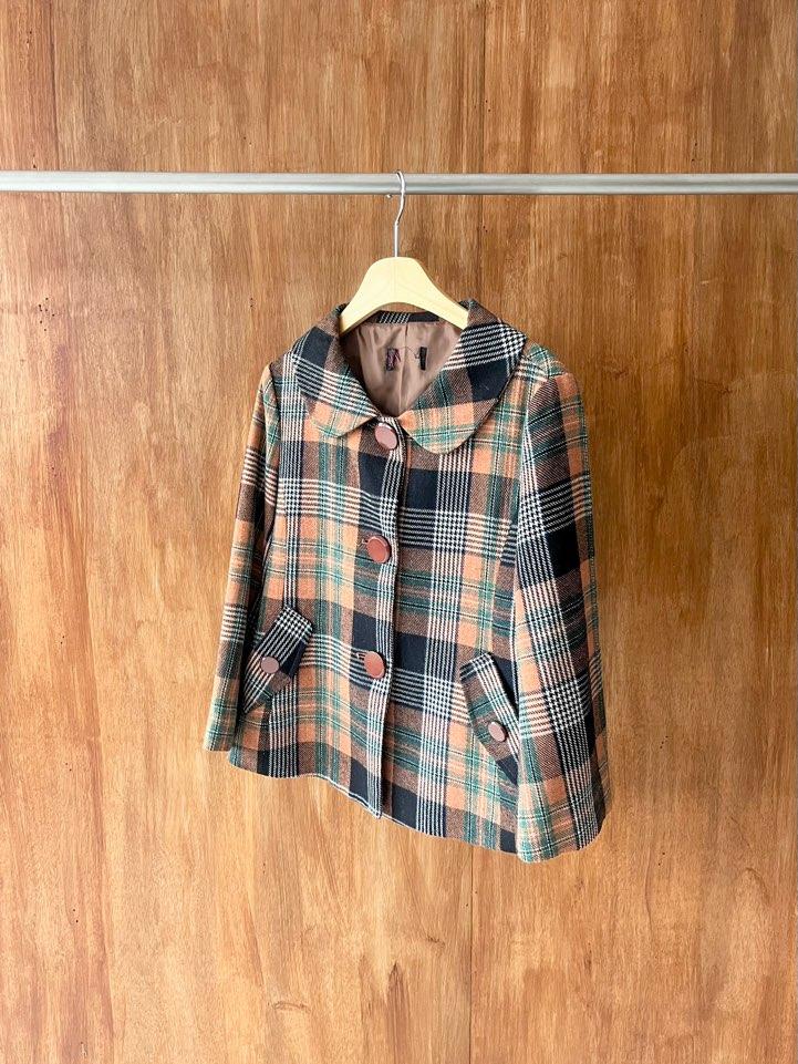 Plaid rounded collar jacket