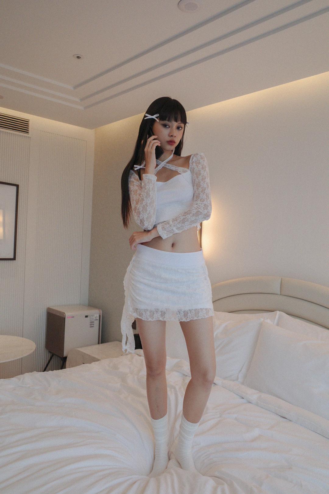 FLOWER LACE SHIRRING SK (WH)