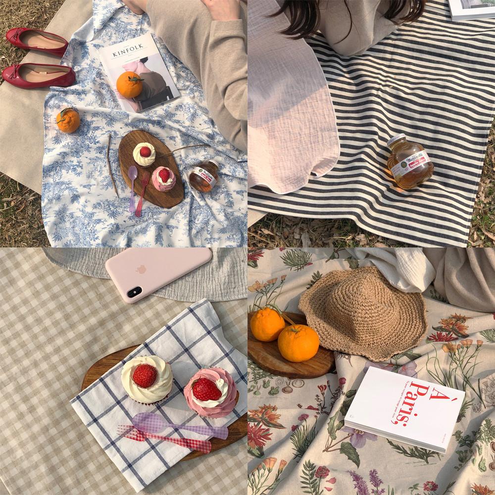 한스갤러리 모던 피크닉 매트 감성 휴대용 캠핑 피크닉 돗자리 120x120