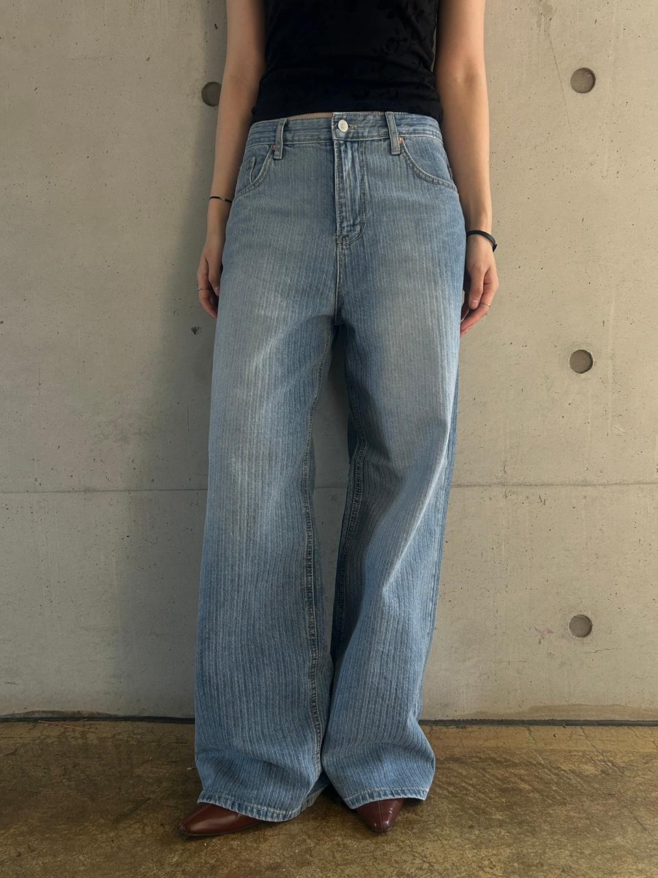 STRIPE FADE WIDE DENIM