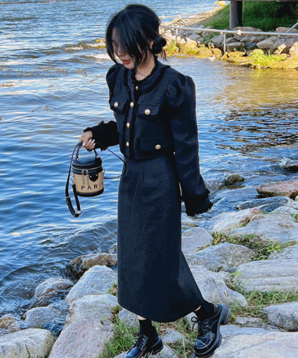 파리스여신 롱트위드세트 투피스 코디세트 겨울 봄 간절기 트위드자켓 트위드롱스커트 금장 화이트 블랙 세미정장 결혼식하객룩 연말모임 파티룩 데이트룩 프릴 퍼프 셔링