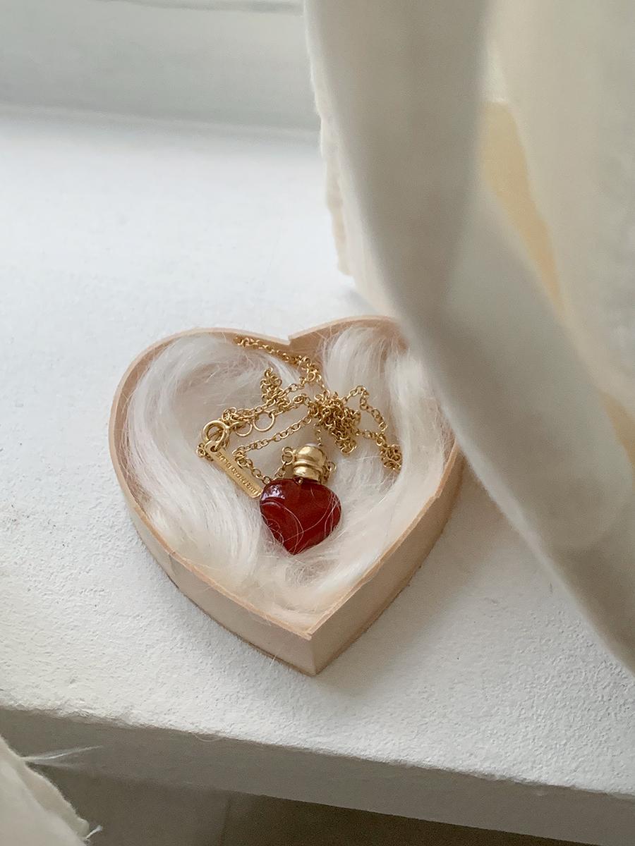 Vintage carnelian heart necklace