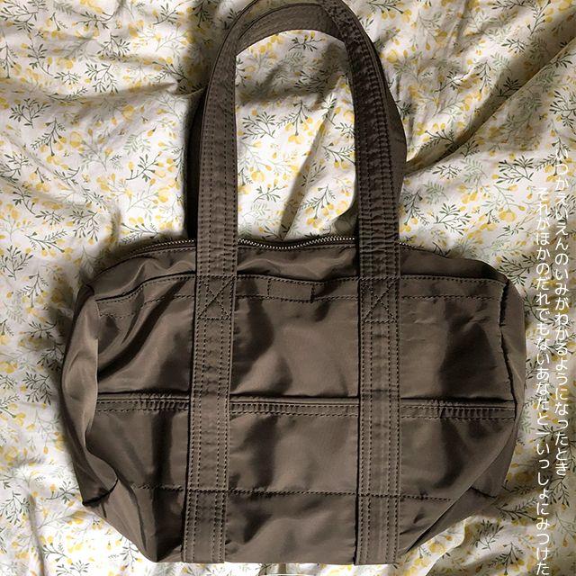 round shoulder bag