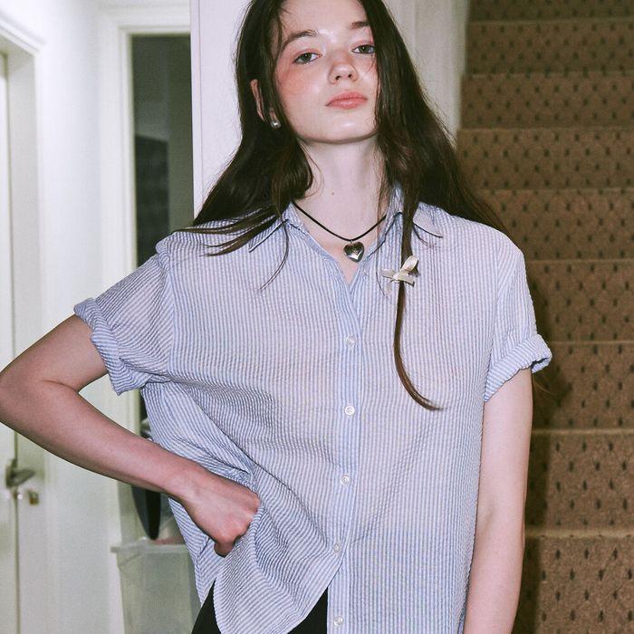 SEERSUCKER BASIC SHORT SHIRT BLUE STRIPE