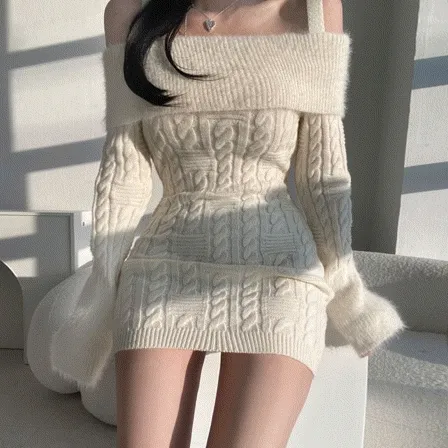 *도톰/고퀄* 앙고라 퍼 오프숄더 꽈배기 니트 원피스