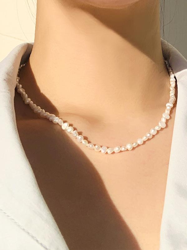 Medium Fresh pearl necklace