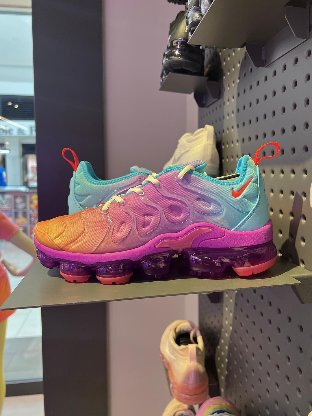 나이키 여성 에어 베이퍼 맥스 플러스 러닝화