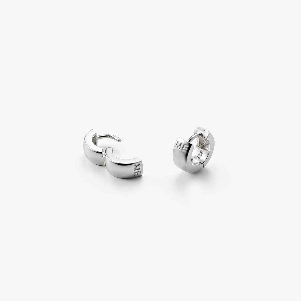 ME SMALL HOOP EARRINGS (BOLD)