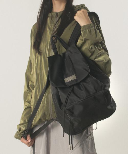 304 Nylon draw flap backpack _ Black