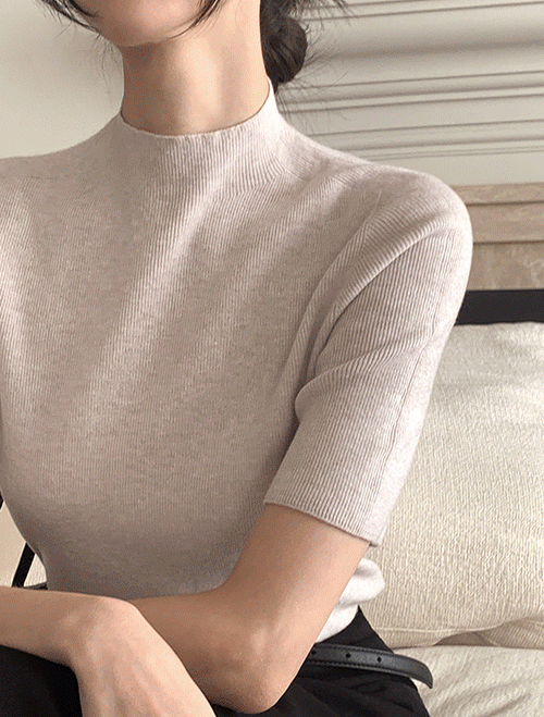 베니토 [베니토단독/홀가먼트공법/퀄리티↑가격↓] 코엘 베이직 울 하프넥 홀가먼트 니트 (가을/간절기/신상/데일리/데일리룩/출근룩/데이트룩/홀가먼트/홀가먼트니트/하프넥)