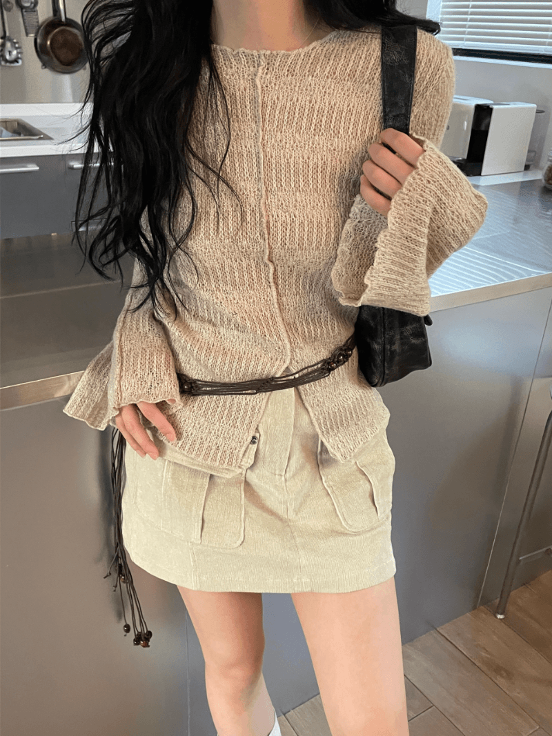 Calender Line Knit Top