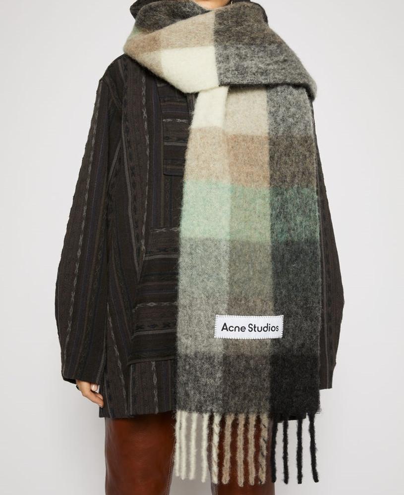 아크네스튜디오 모헤어 체크 스카프 머플러 SCAR000115