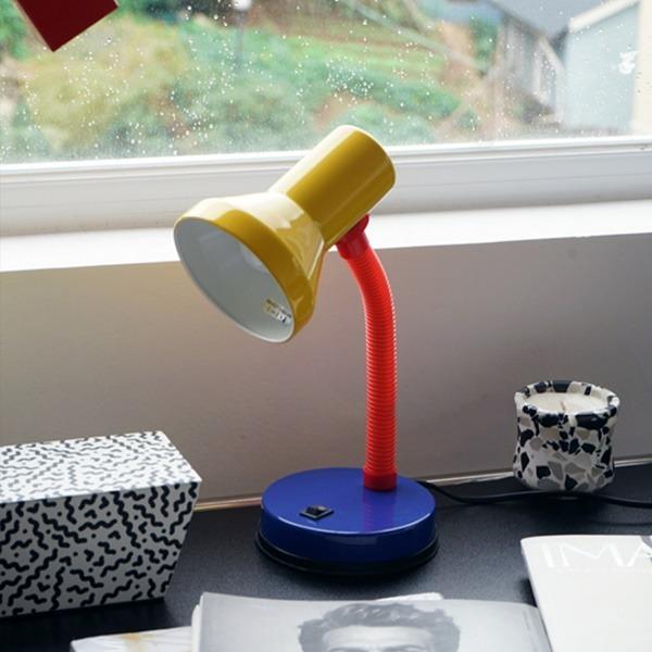 멤피스 레트로 테이블램프