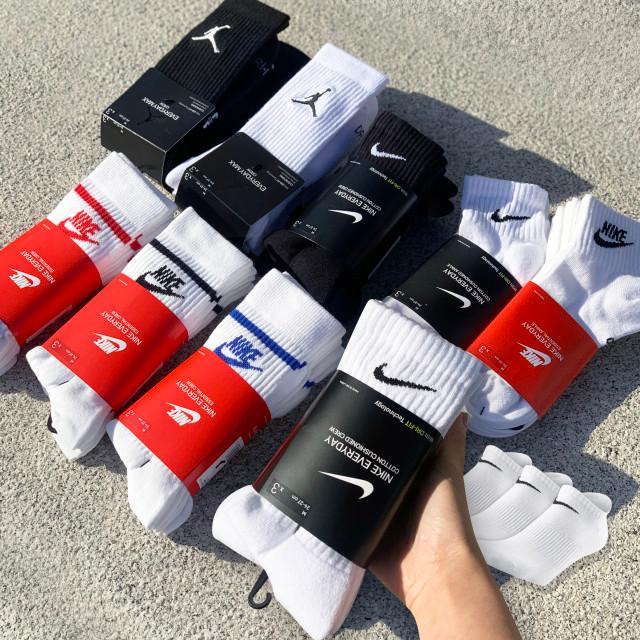 나이키 양말 에브리데이 쿠션 크루 삭스