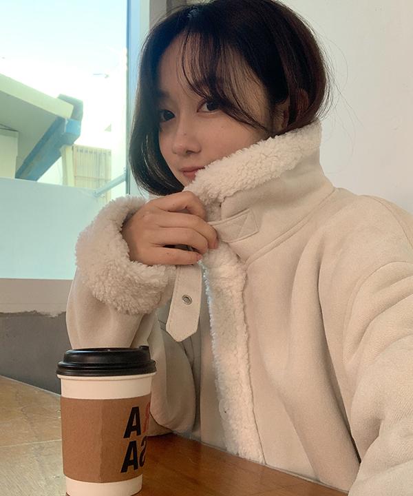 리얼코코 [단독][양털🤍/스웨이드/made] 포니 무스탕 자켓